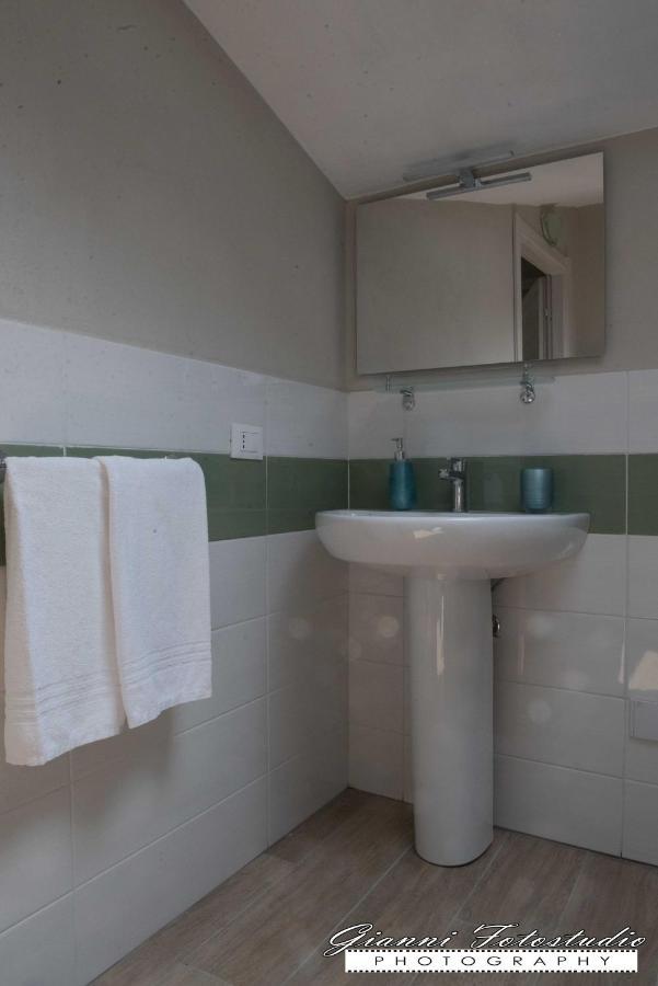 B&B Barbettini Bereguardo Bagian luar foto