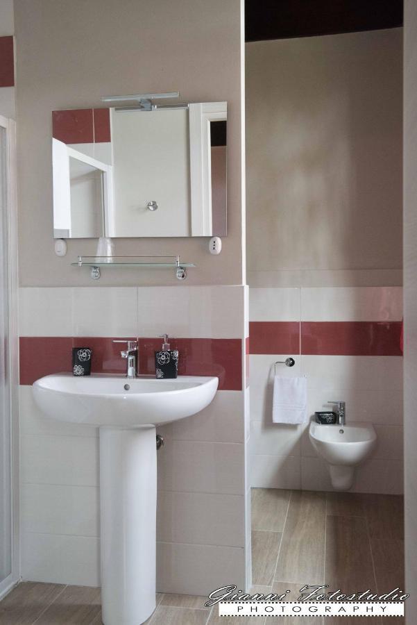 B&B Barbettini Bereguardo Bagian luar foto