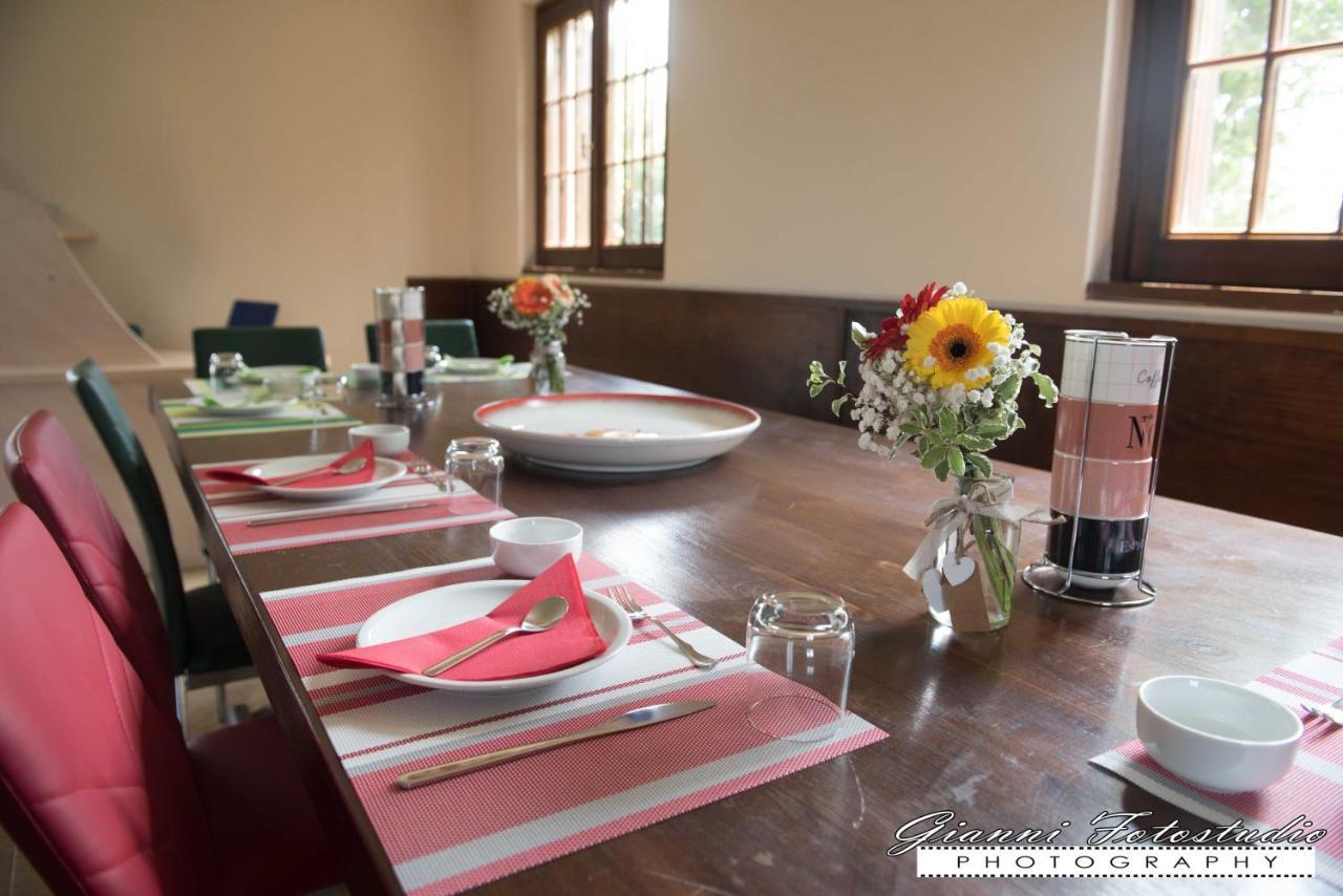 B&B Barbettini Bereguardo Bagian luar foto