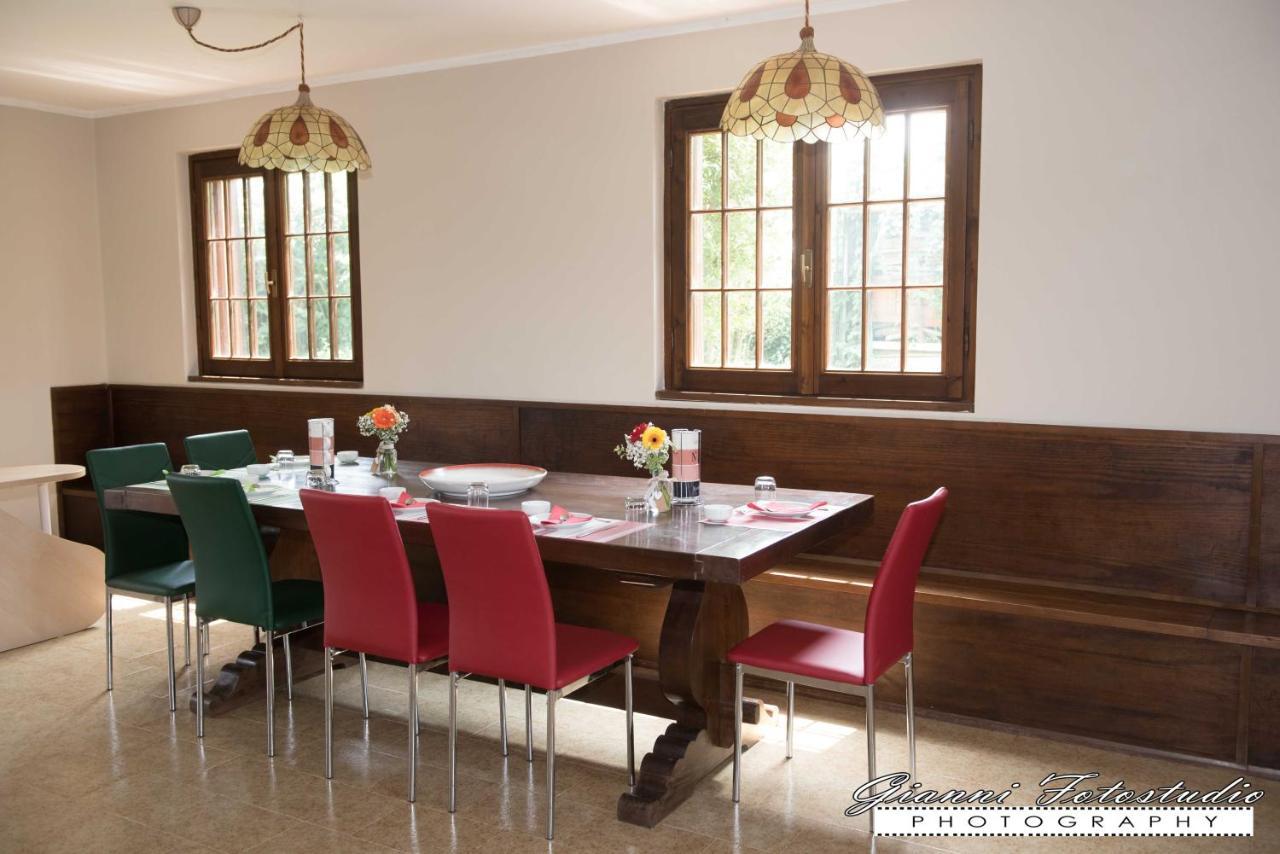 B&B Barbettini Bereguardo Bagian luar foto